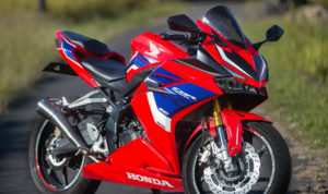 Honda cbr 250rr abs qs for rent in Bali