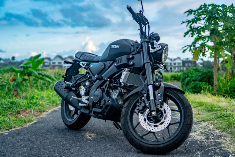 Yamaha XSR 155 Black for rent in Bali