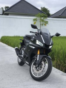 Yamaha R25 new model rent Bali