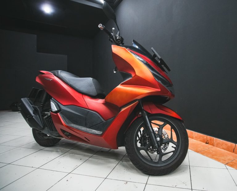 Honda PCX Red 150cc for rent in Bali