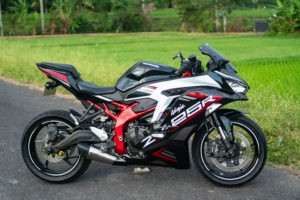 Kawasaki ZX-25R ABS rental in Bali