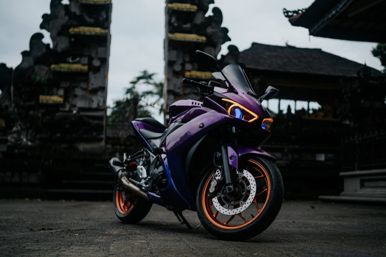 Yamaha R25 320cc ABS Violent for rent in Bali