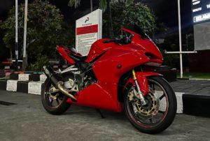 Honda cbr diablo rent bali