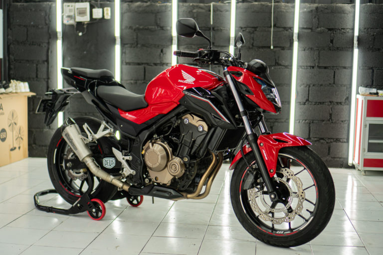 Honda CB500 ABS Red for rent in Bali
