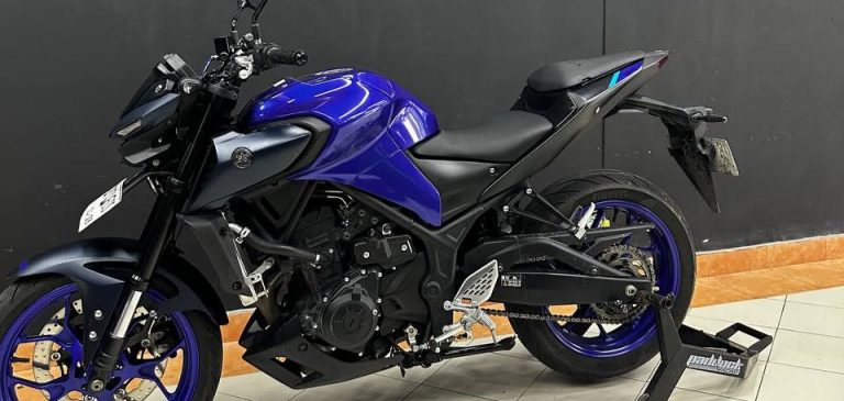 Yamaha MT03 320cc ABS for rent in Bali