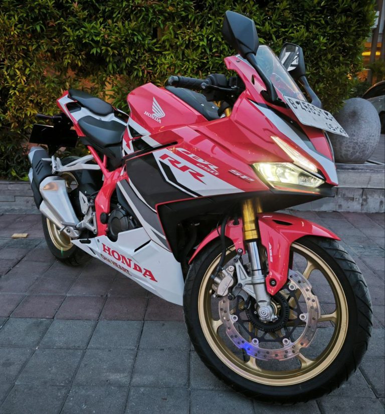 Honda CBR250RR SP QS 2024 sportbike for rent in Bali