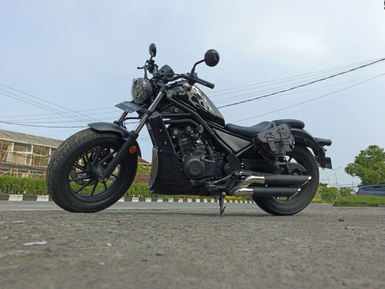 Honda Rebel 500 ABS Limited edition for rent in Bali