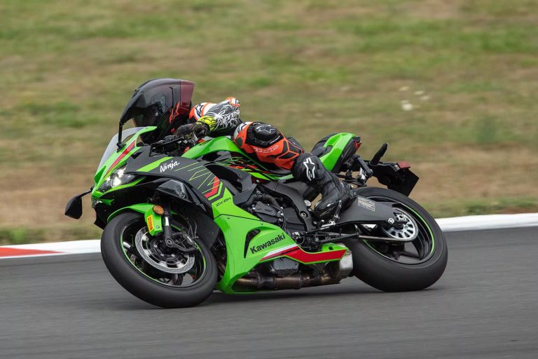 Kawasaki ZX-6R Limited edition for rent in Bali